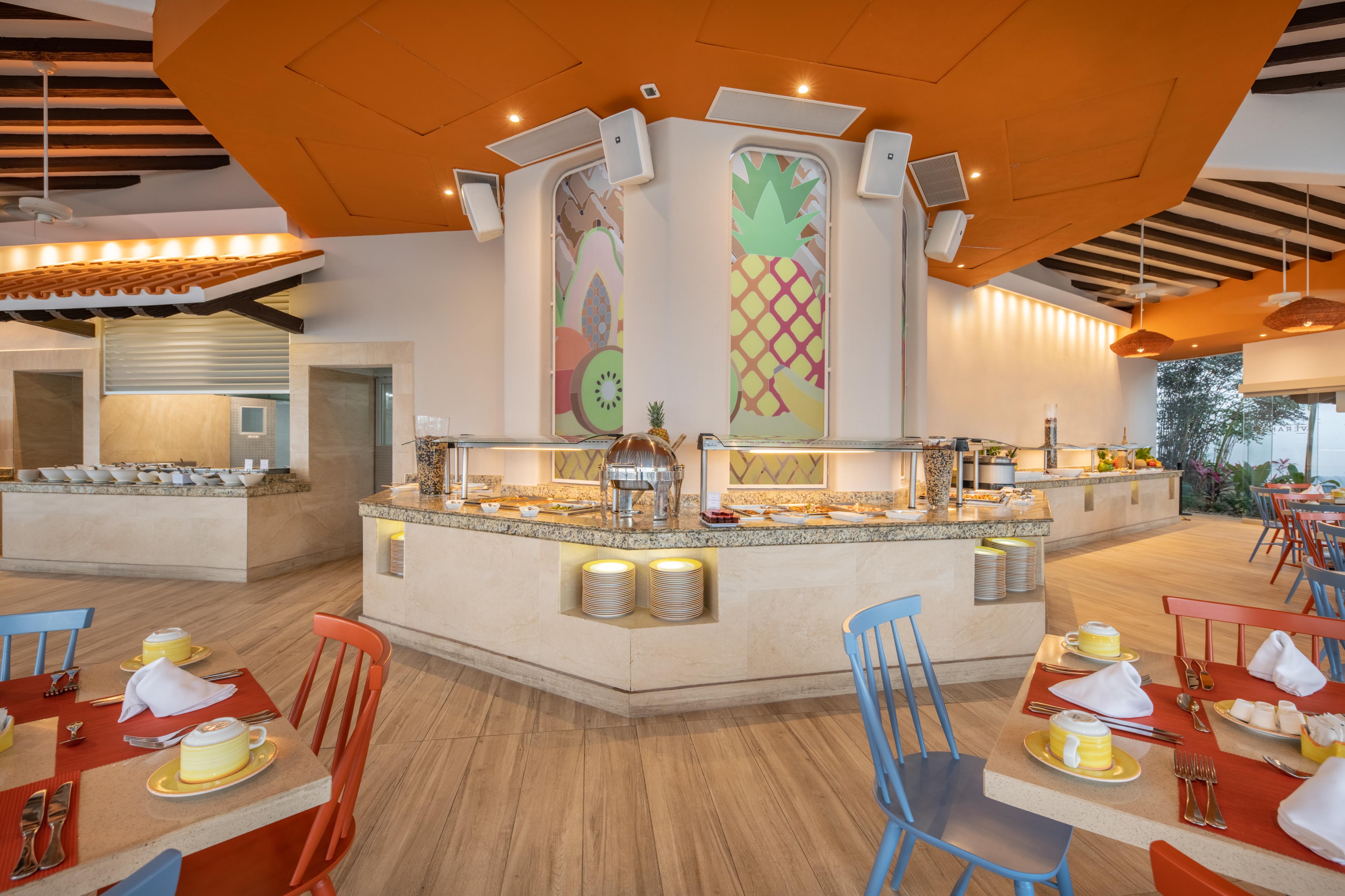 فندق جراند بارك رويال بويرتو فالارتا المظهر الخارجي الصورة The interior of the restaurant